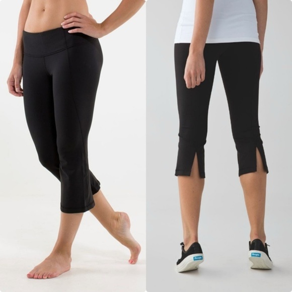 lululemon athletica Pants - 🆕Lululemon Gather & Crow Crop Capri Leggings Sz 6